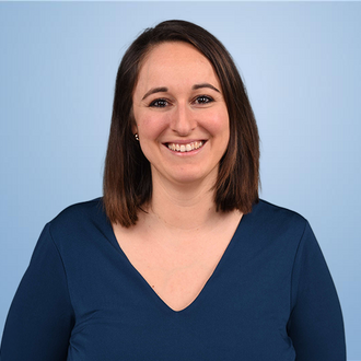 Dr. Riccarda Schmid